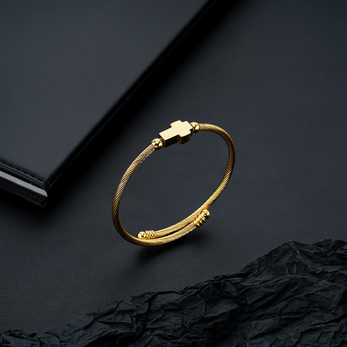 Pulsera de Devoción Diaria con Medalla Milagrosa y Cruz de San Benito