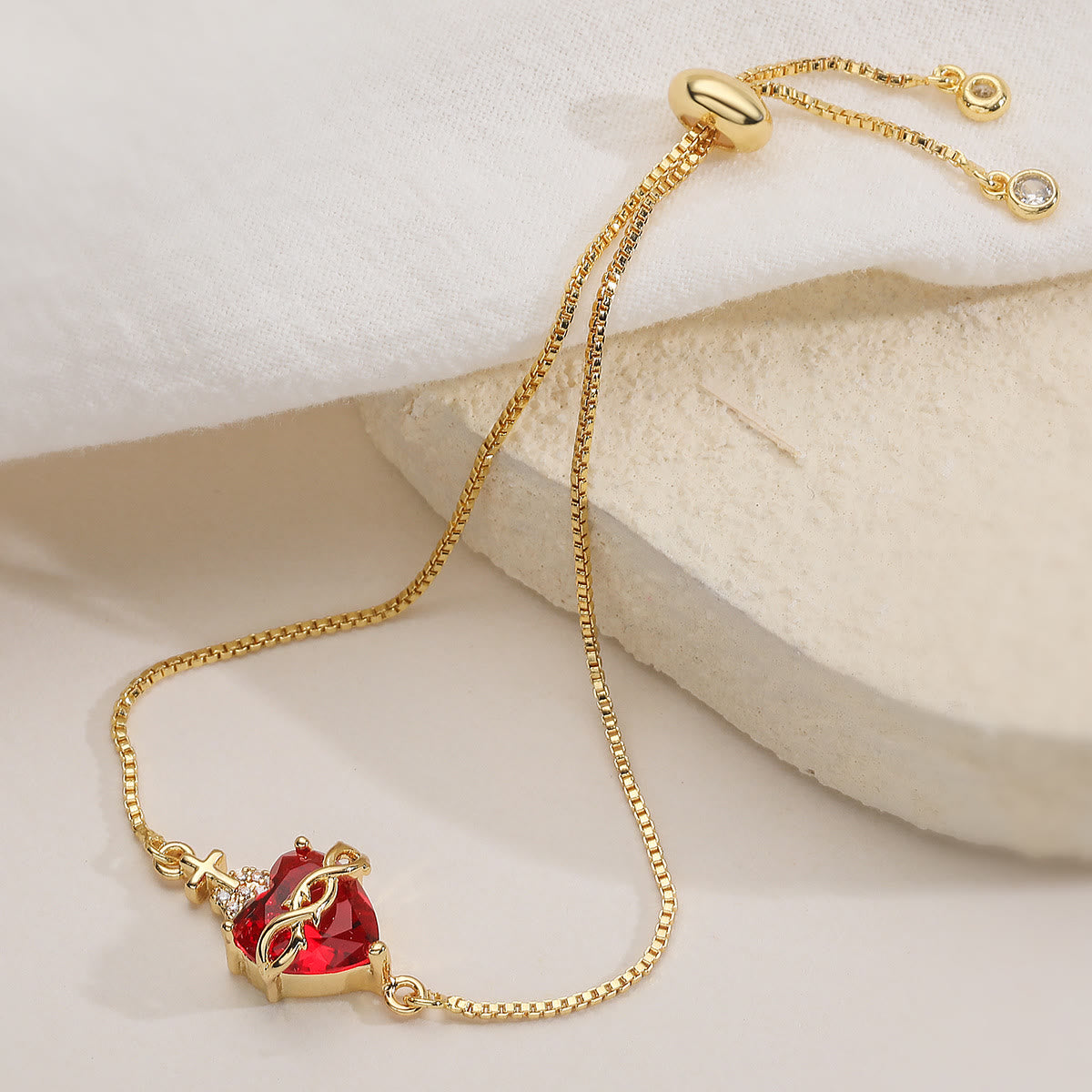 Pulsera de Devoción al Sagrado Corazón Elegante: Encarnando el Amor de Cristo y la Fuerza Espiritual