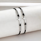 Pulsera de cuentas con cruz intrincada: Tejida con fe, gracia y amor inquebrantable