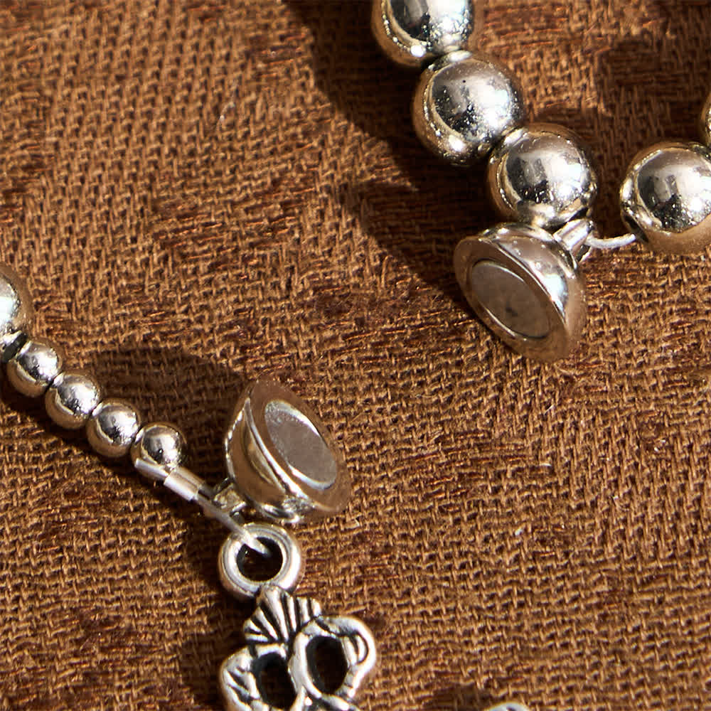 Pulsera de Rosario Magnética en Tono Plateado Sagrado: 2 en 1 Oración y Pulsera