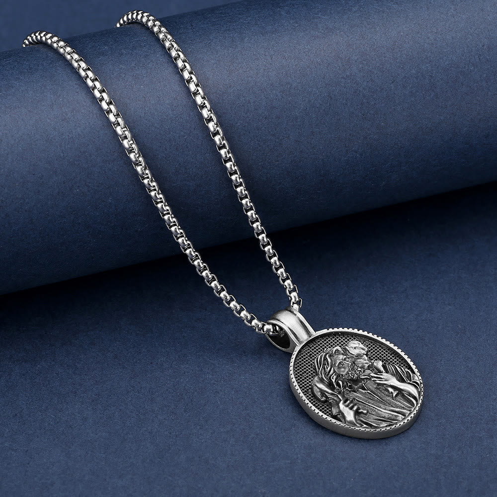 El Collar con Colgante de Jesús el Buen Pastor