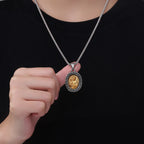 Medalla de San Cristo Dorada Colgante Collar de Titanio