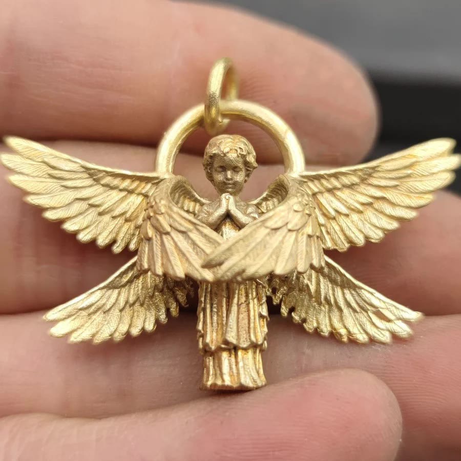 Colgante de Alas de Ángel que Trae Buena Suerte