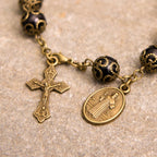 Pulsera de Rosario con Medalla y Crucifijo de San Benito en Estilo Retro Negro